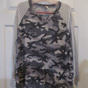 Sew in Love Gray Camo and Stripes Top Small NEW
